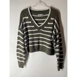 American Eagle Cropped Oversized Knit Sweater V-neck Striped Size Large